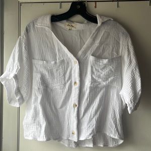 Button-up crop 100% cotton Tee